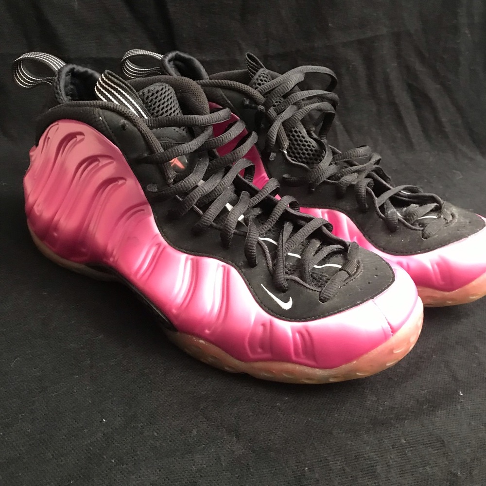 NIKE FOAM POSITE